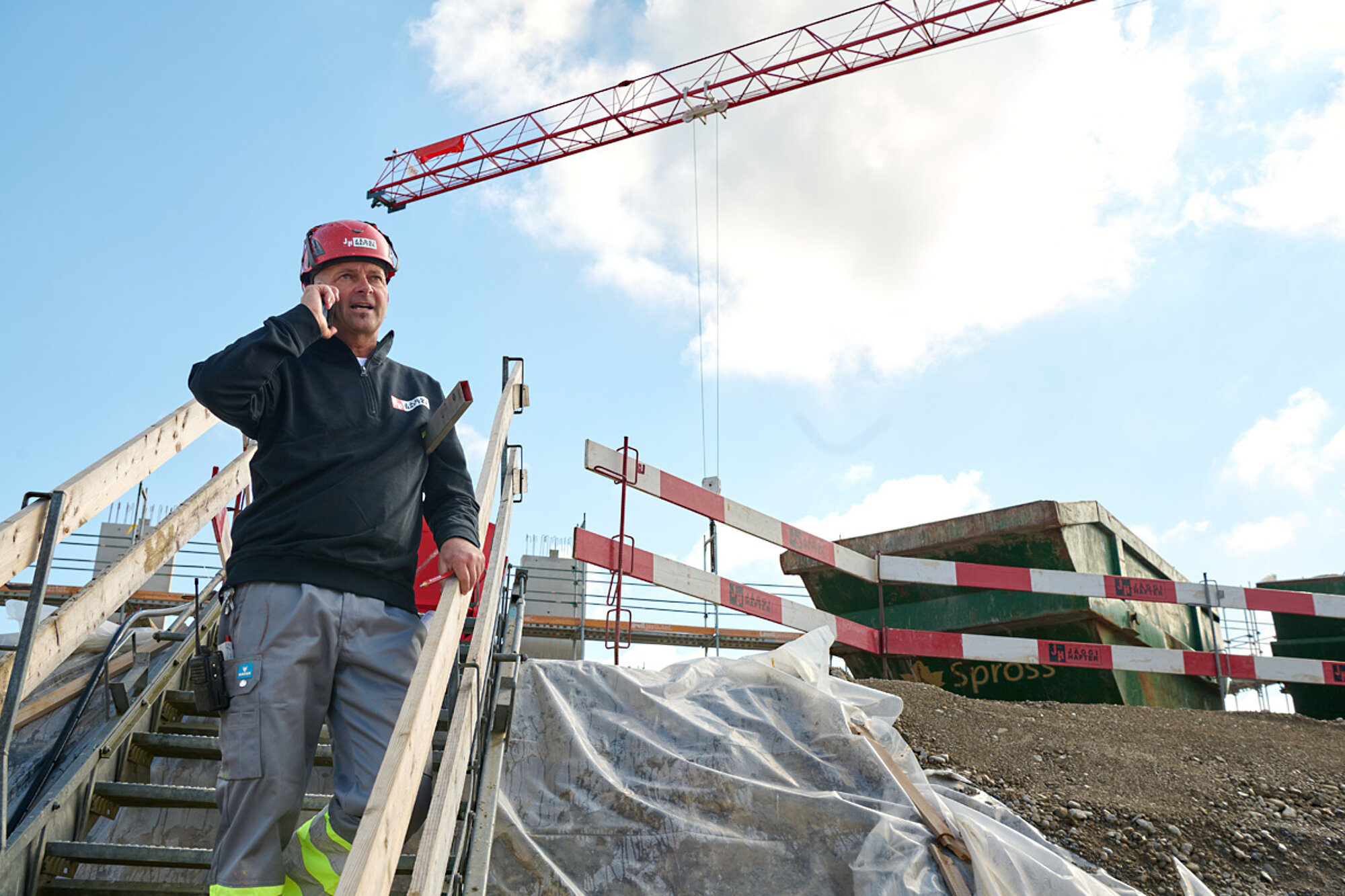 Als Polier behält Mario Walker bei jeder seiner Baustellen den Überblick.